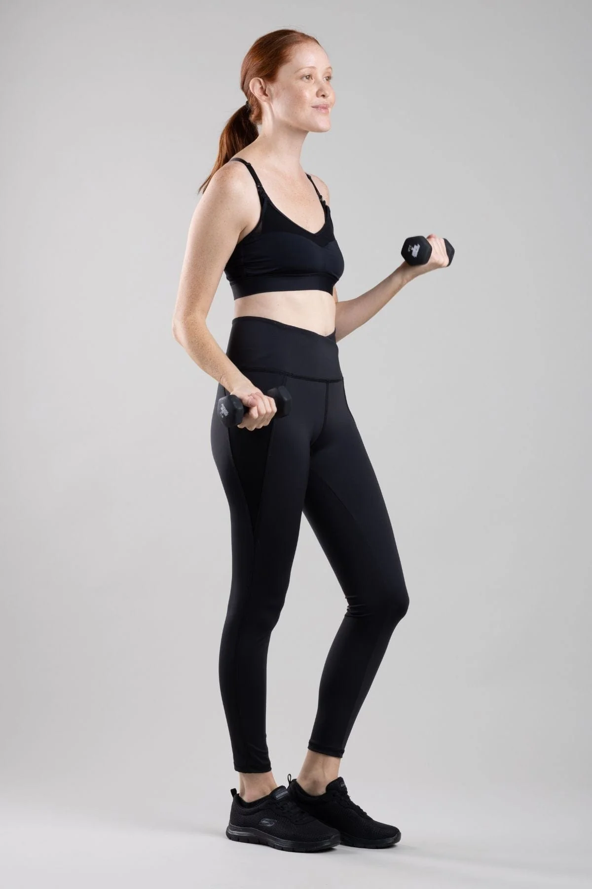 Active Maternity & Postpartum Legging with Mesh Pocket - Image 3