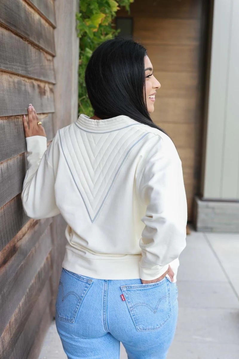 Mia Fleece Nursing Pullover - Image 6